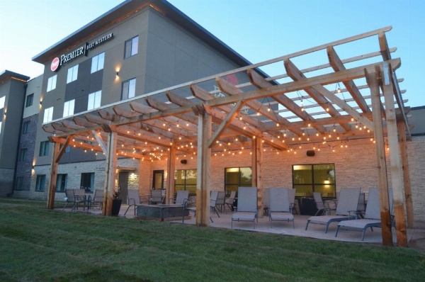 Best Western Premier Ankeny Hotel image 16